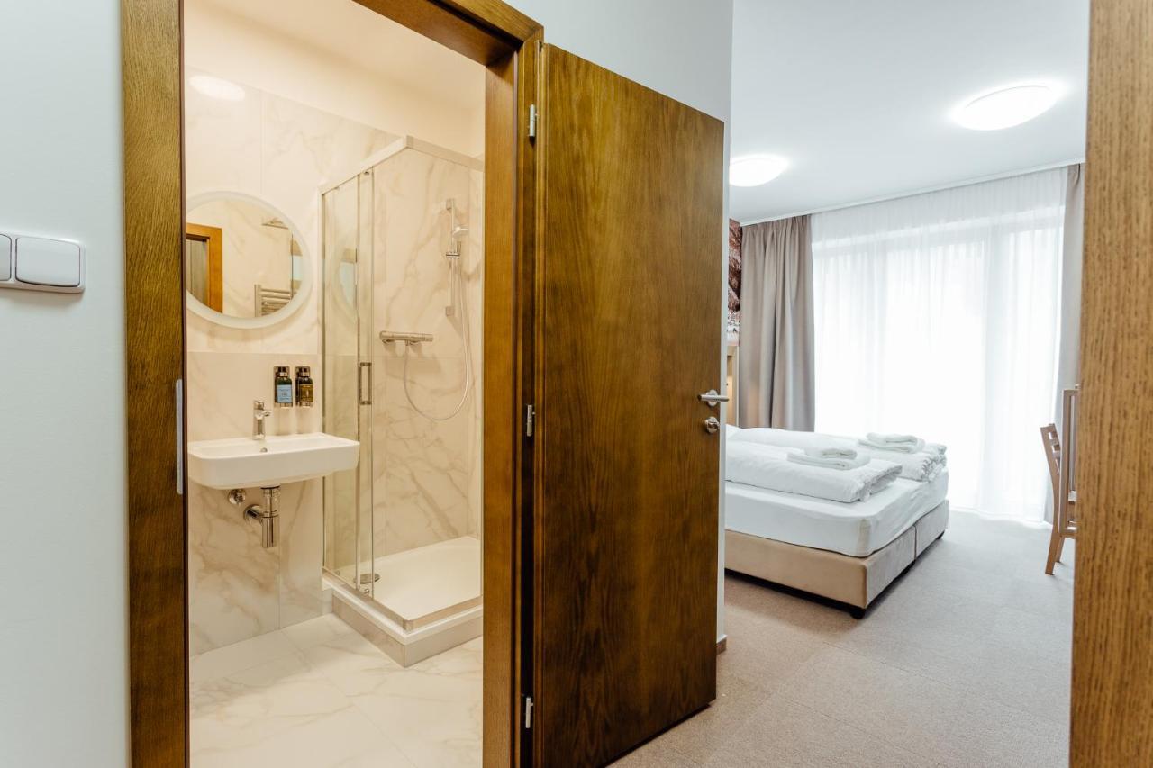 Apartmány Humno Valča Esterno foto