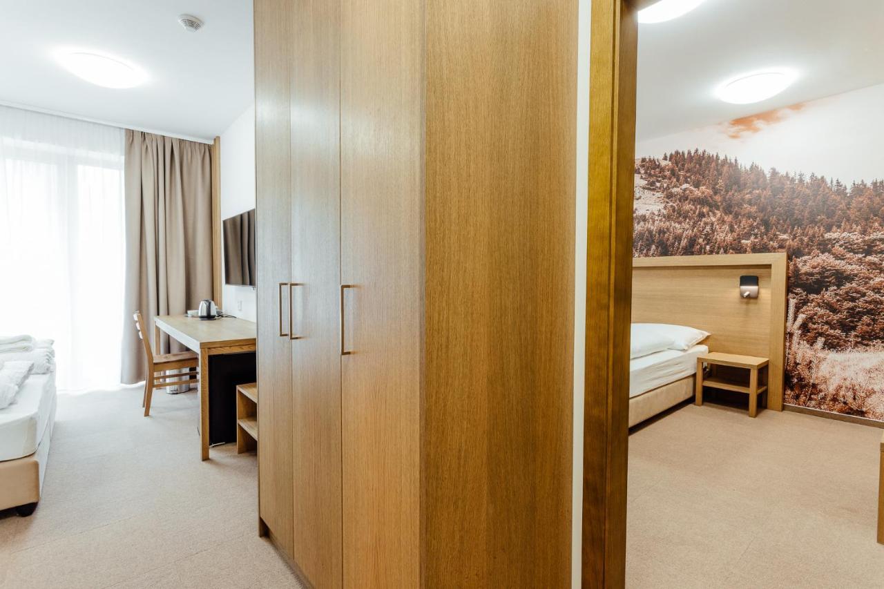 Apartmány Humno Valča Esterno foto