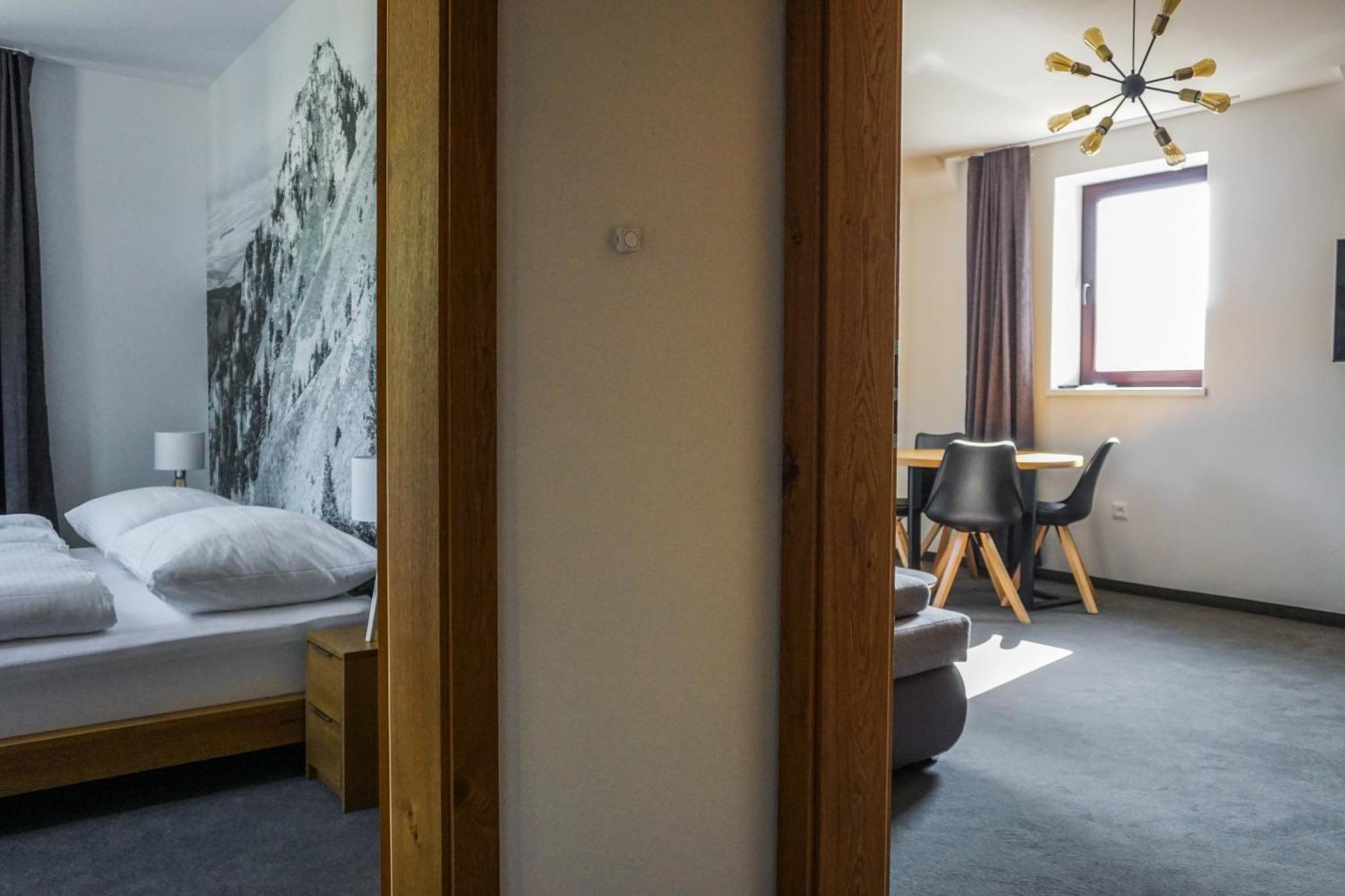 Apartmány Humno Valča Esterno foto